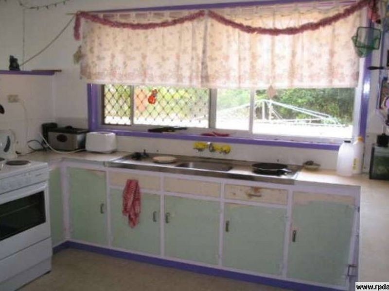 77 Coronation Avenue, Golden Beach QLD 4551