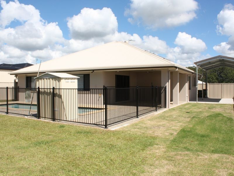 10 Cullen Drive, Little Mountain QLD 4551