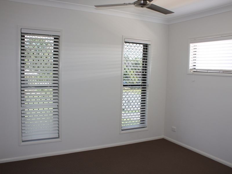 10 Cullen Drive, Little Mountain QLD 4551