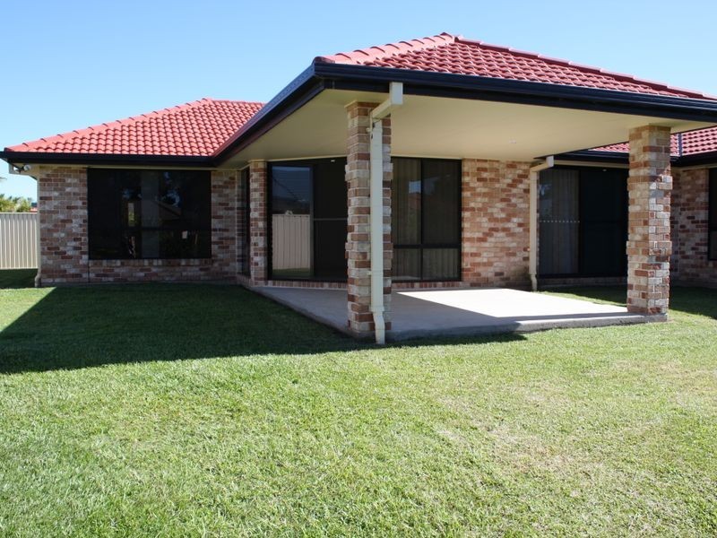 4 Undanbi Place, Pelican Waters QLD 4551