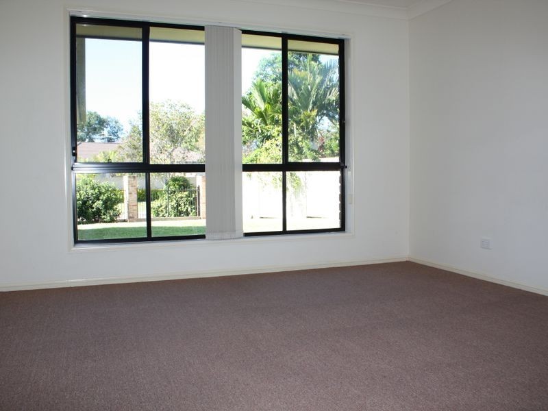 4 Undanbi Place, Pelican Waters QLD 4551