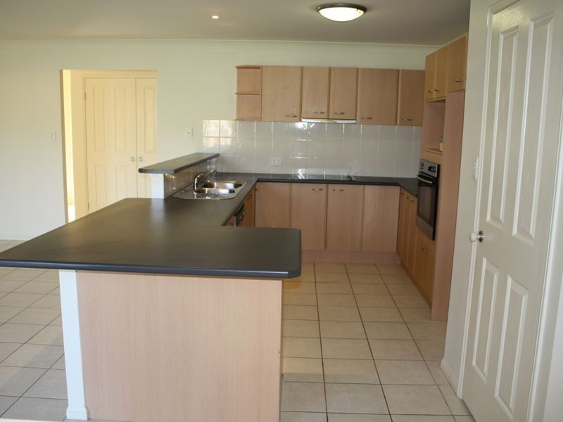 4 Undanbi Place, Pelican Waters QLD 4551