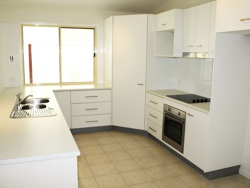 10 Santa Ana Court, Beerwah QLD 4519