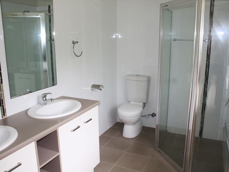 10 Santa Ana Court, Beerwah QLD 4519