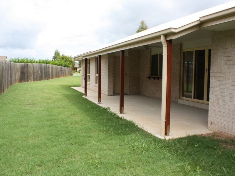 10 Santa Ana Court, Beerwah QLD 4519