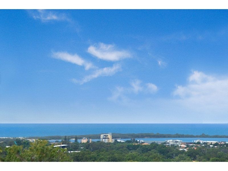 86 Sugarbag Rd, Little Mountain QLD 4551