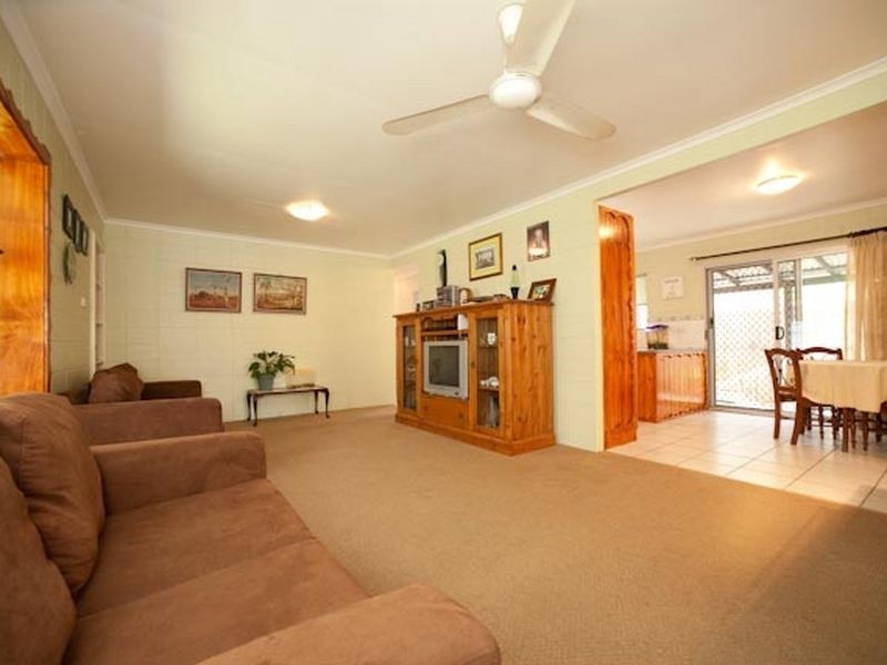81 Westminster Avenue, Golden Beach QLD 4551
