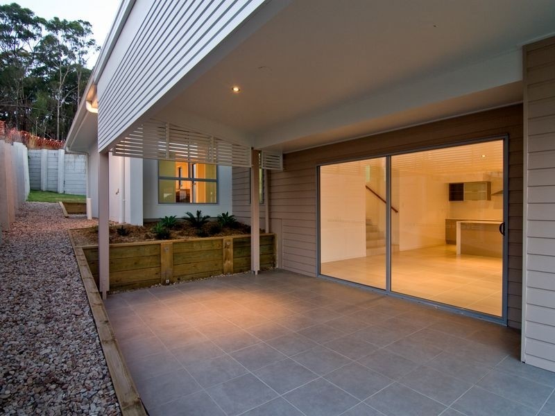 6 Parkhill Court, Little Mountain QLD 4551