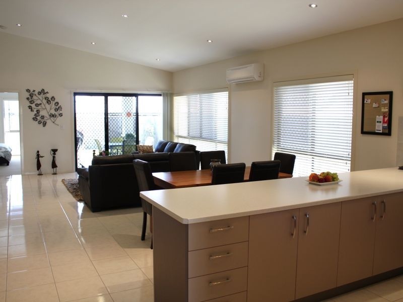 12 Alicia Circuit, Little Mountain QLD 4551