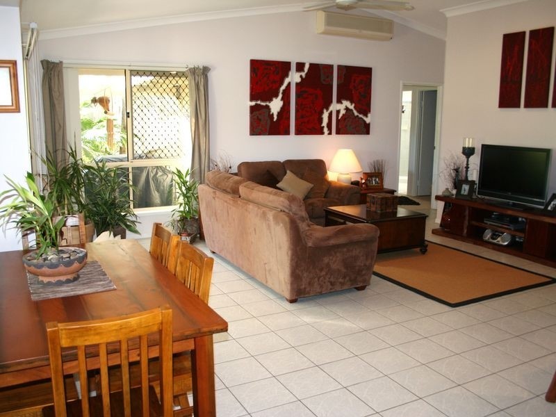 5 Cheviot Court, Little Mountain QLD 4551