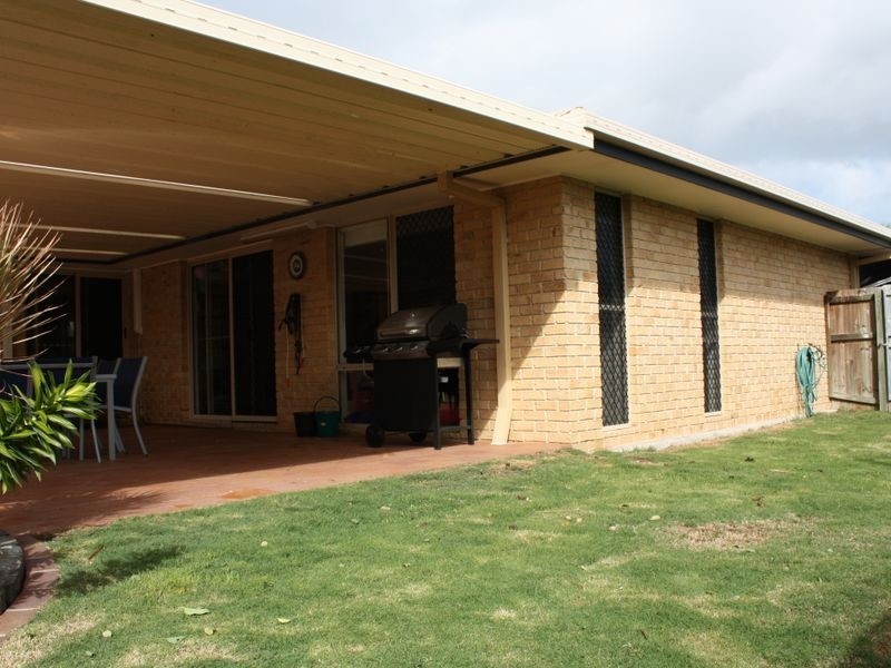 21 Undanbi Place, Pelican Waters QLD 4551