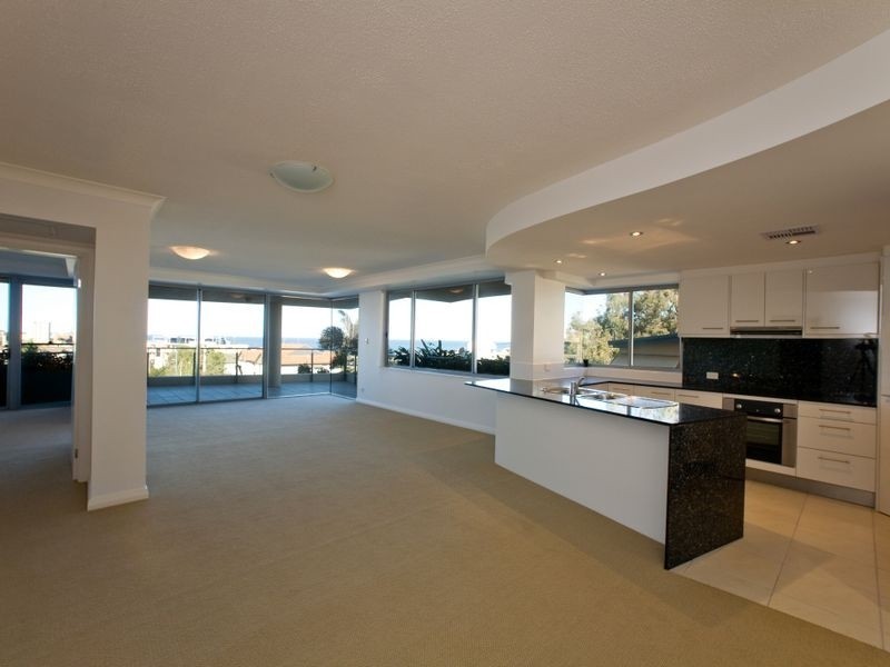 4/32-34 Saltair Street, Kings Beach QLD 4551