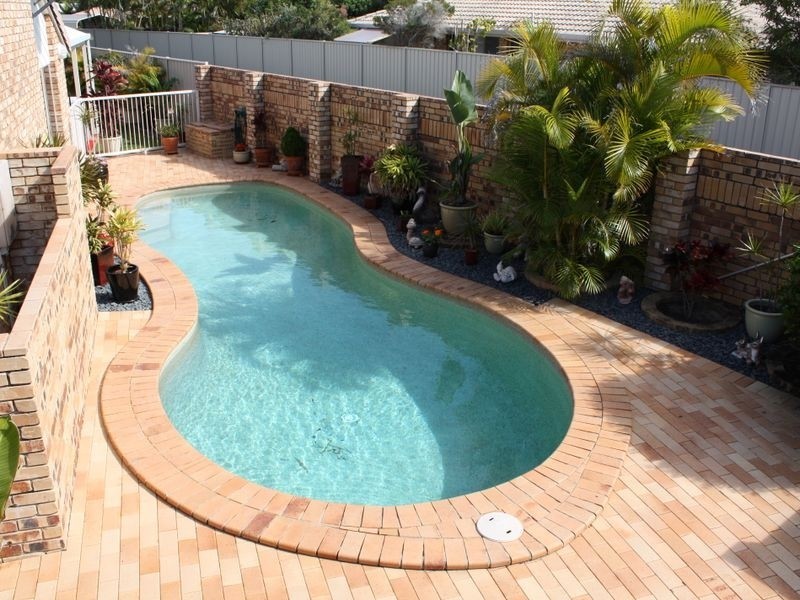 16 Magnolia Drive, Bokarina QLD 4575