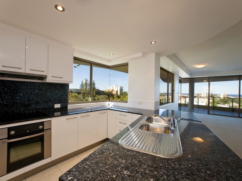 5/32-34 Saltair Street, Kings Beach QLD 4551