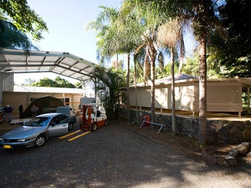 2 Jeffreys Road, Glass House Mountains QLD 4518