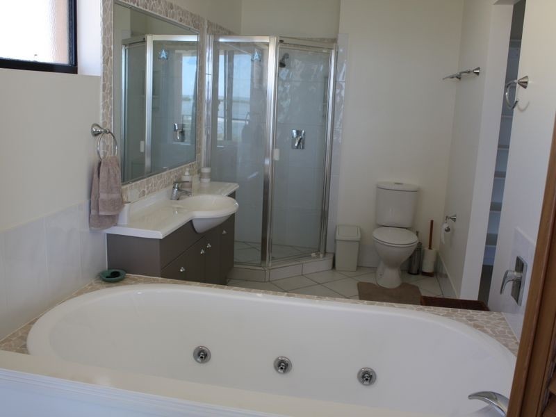 4/40 Golden Beach Esplanade, Golden Beach QLD 4551