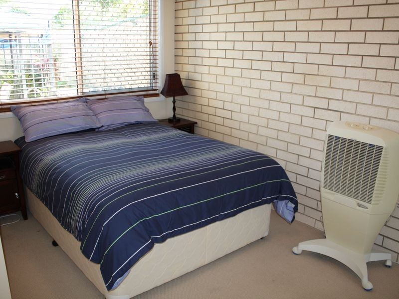 2/4 Kitchener Street, Golden Beach QLD 4551