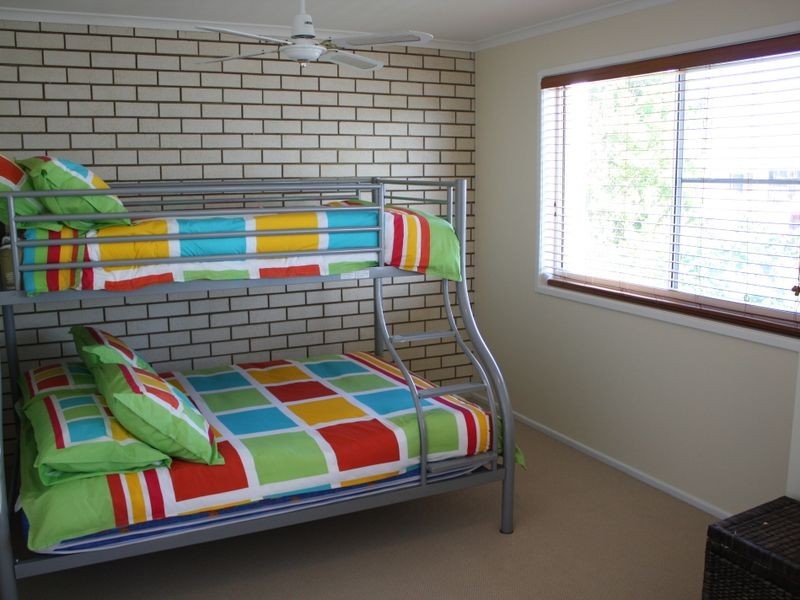 2/4 Kitchener Street, Golden Beach QLD 4551