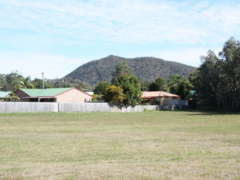 12 James Court, Beerwah QLD 4519