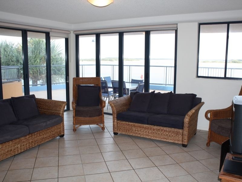 9/38 Bulcock Beach Esplanade, Caloundra QLD 4551