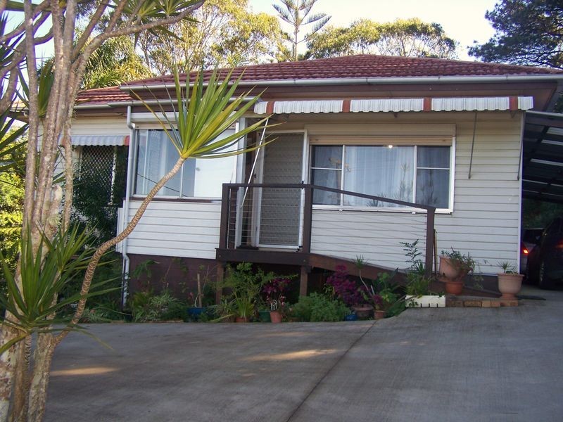 17 Teak Street, Maleny QLD 4552