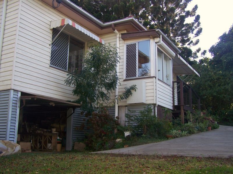 17 Teak Street, Maleny QLD 4552