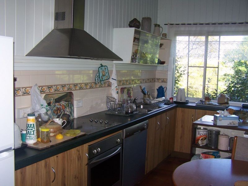 17 Teak Street, Maleny QLD 4552