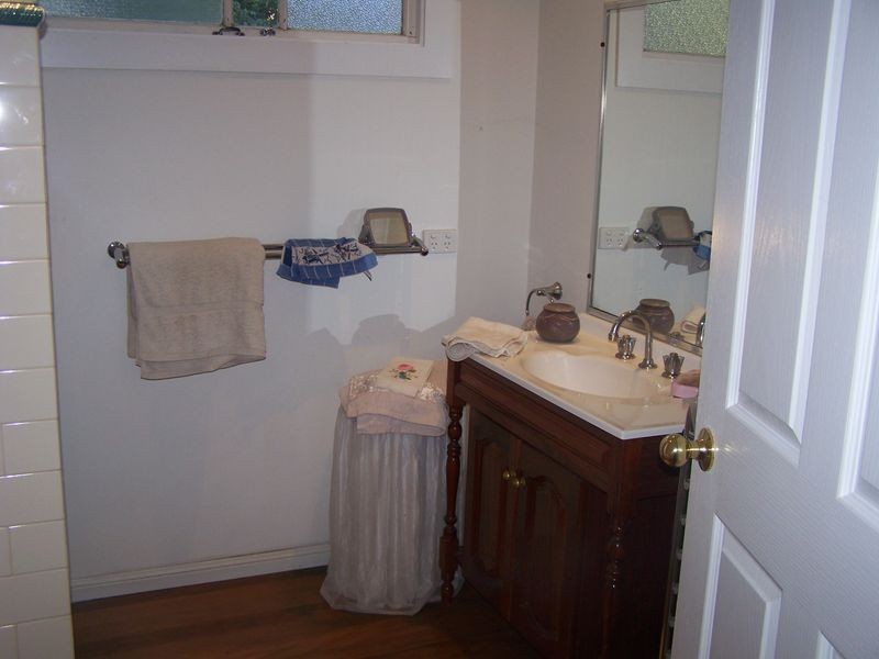 17 Teak Street, Maleny QLD 4552