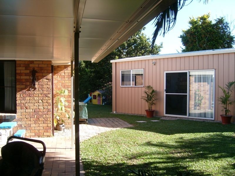 8 Cottonwood Ct, Landsborough QLD 4550