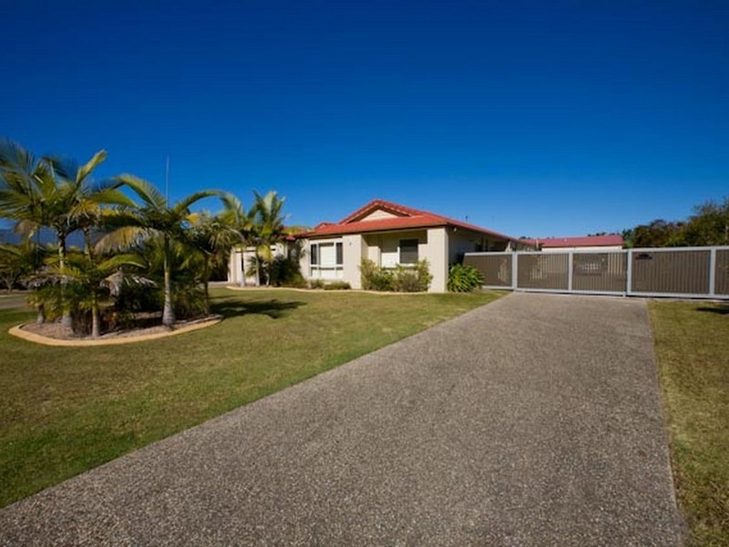 61 Koala Court, Little Mountain QLD 4551