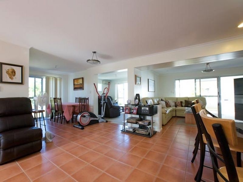 61 Koala Court, Little Mountain QLD 4551