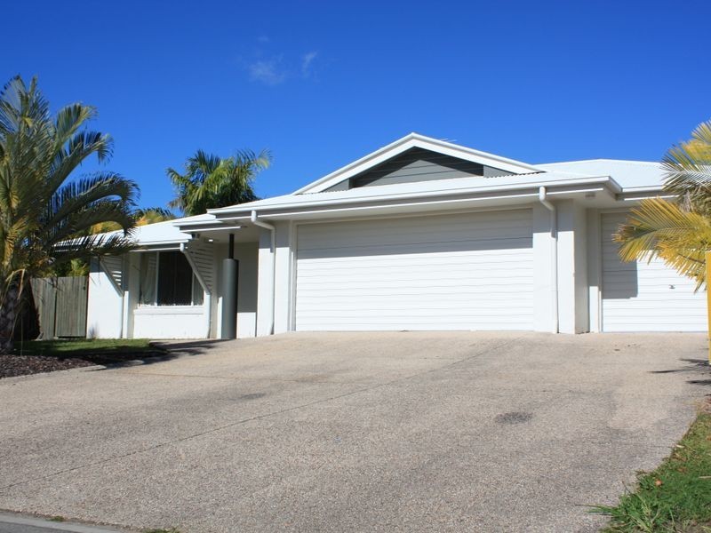 2 Leach Court, Pelican Waters QLD 4551