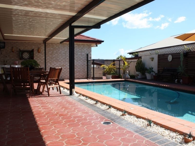 3 Tigerlily Crt, Little Mountain QLD 4551