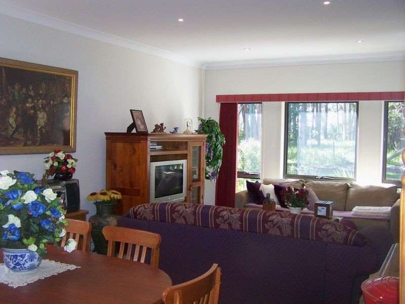 19 Tall Trees Way, Little Mountain QLD 4551