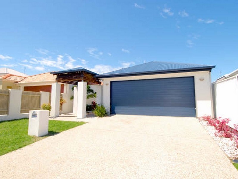 41 Tarawa Street, Kawana Island QLD 4575