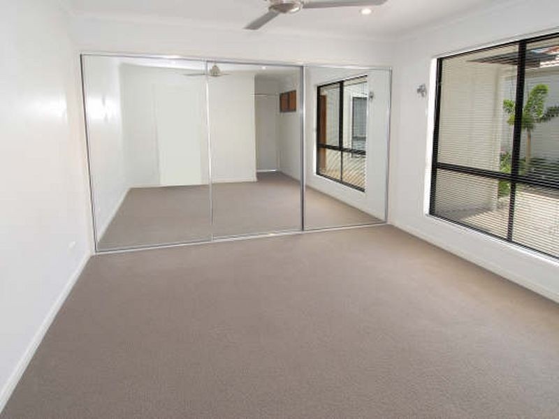 41 Tarawa Street, Kawana Island QLD 4575