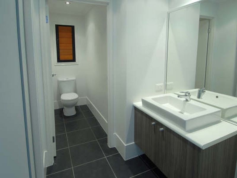 41 Tarawa Street, Kawana Island QLD 4575