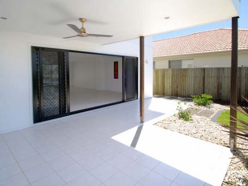 41 Tarawa Street, Kawana Island QLD 4575