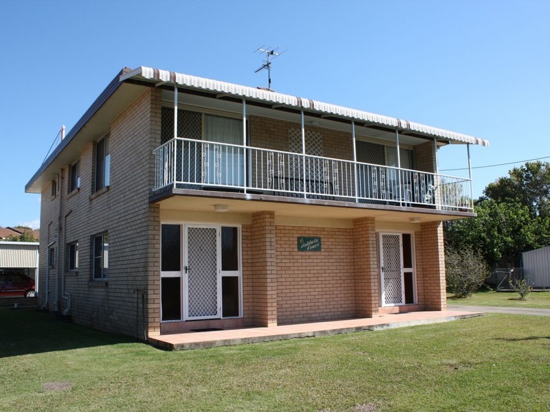 2/16 Baldwin Street, Golden Beach QLD 4551