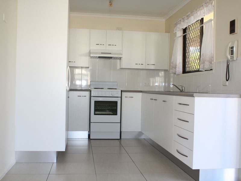 Unit 1 113 Westminster Ave, Golden Beach QLD 4551