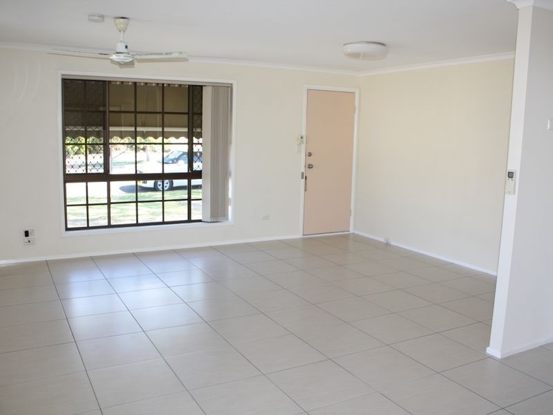 Unit 1 113 Westminster Ave, Golden Beach QLD 4551