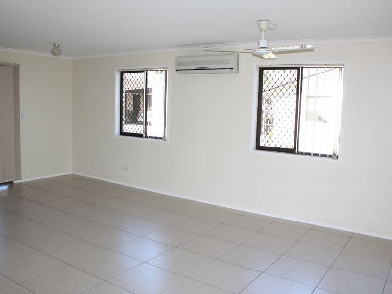 Unit 1 113 Westminster Ave, Golden Beach QLD 4551