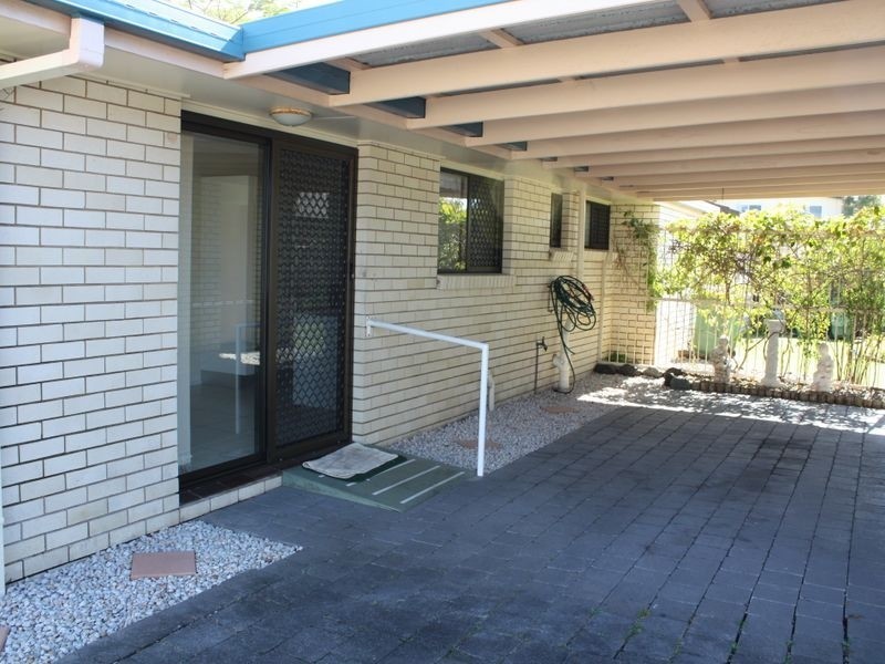 Unit 1 113 Westminster Ave, Golden Beach QLD 4551