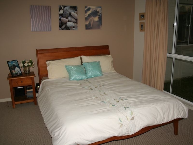 1 White Cedar Drive, Caloundra QLD 4551