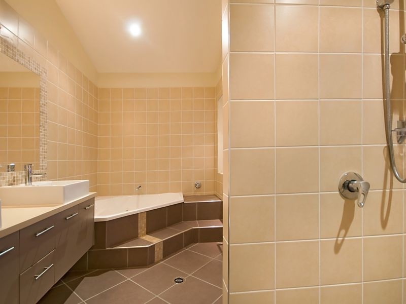 43 Albatross Ave, Caloundra QLD 4551