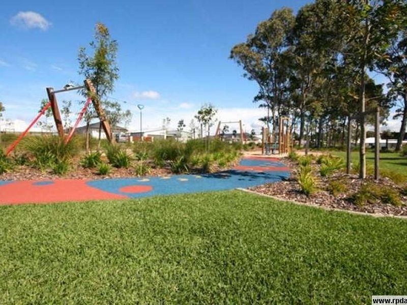 13 Stavewood Street, Meridan Plains QLD 4551