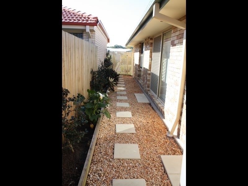 5 Huntley Place, Caloundra West QLD 4551