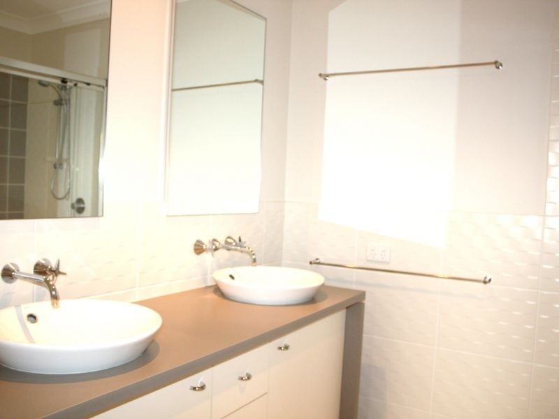 29 Little Mountain Drive, Little Mountain QLD 4551