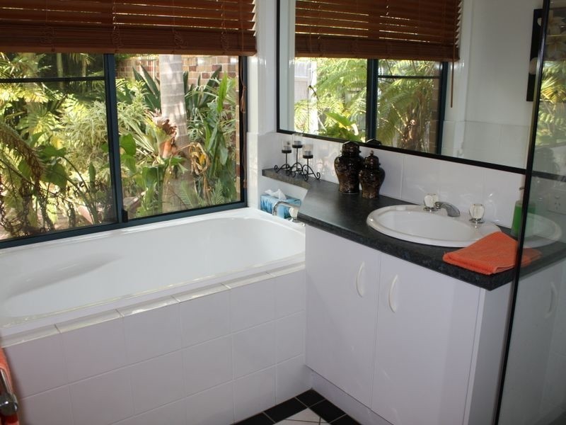 1 Belton Court, Beerwah QLD 4519