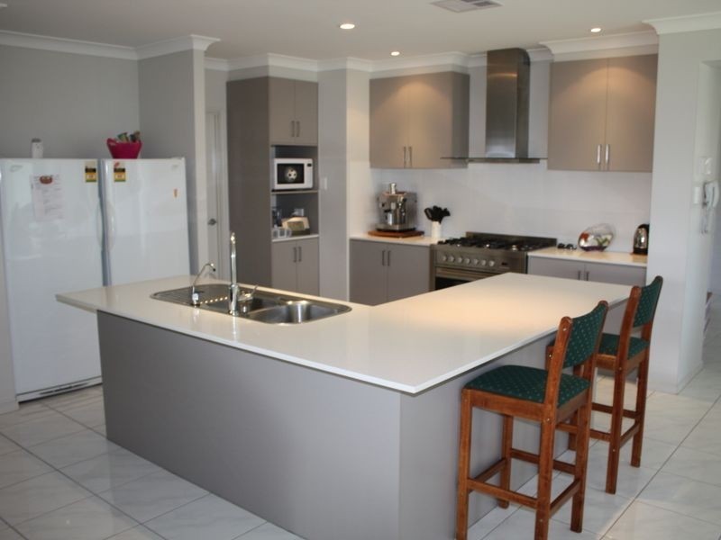27 Westholme Circuit, Pelican Waters QLD 4551